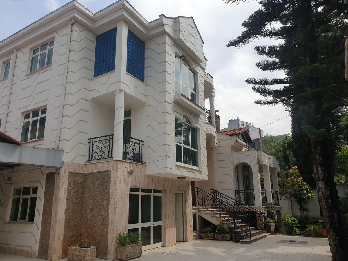 Luxury G+1 Apartment 6 Bedroom for Rent Bola Atlas